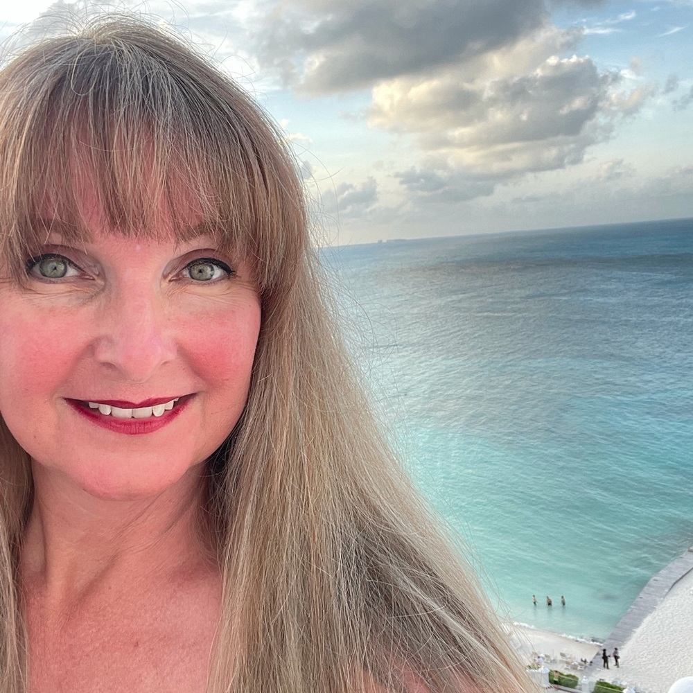 Meet your Posher, Erika